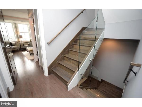 1512 FRANKFORD AVE #3