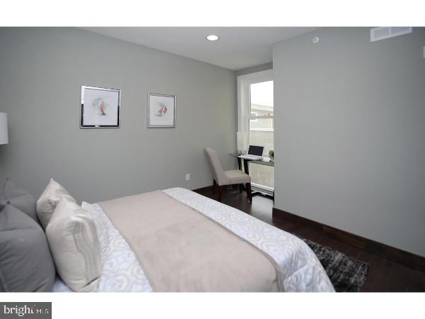 1512 FRANKFORD AVE #3