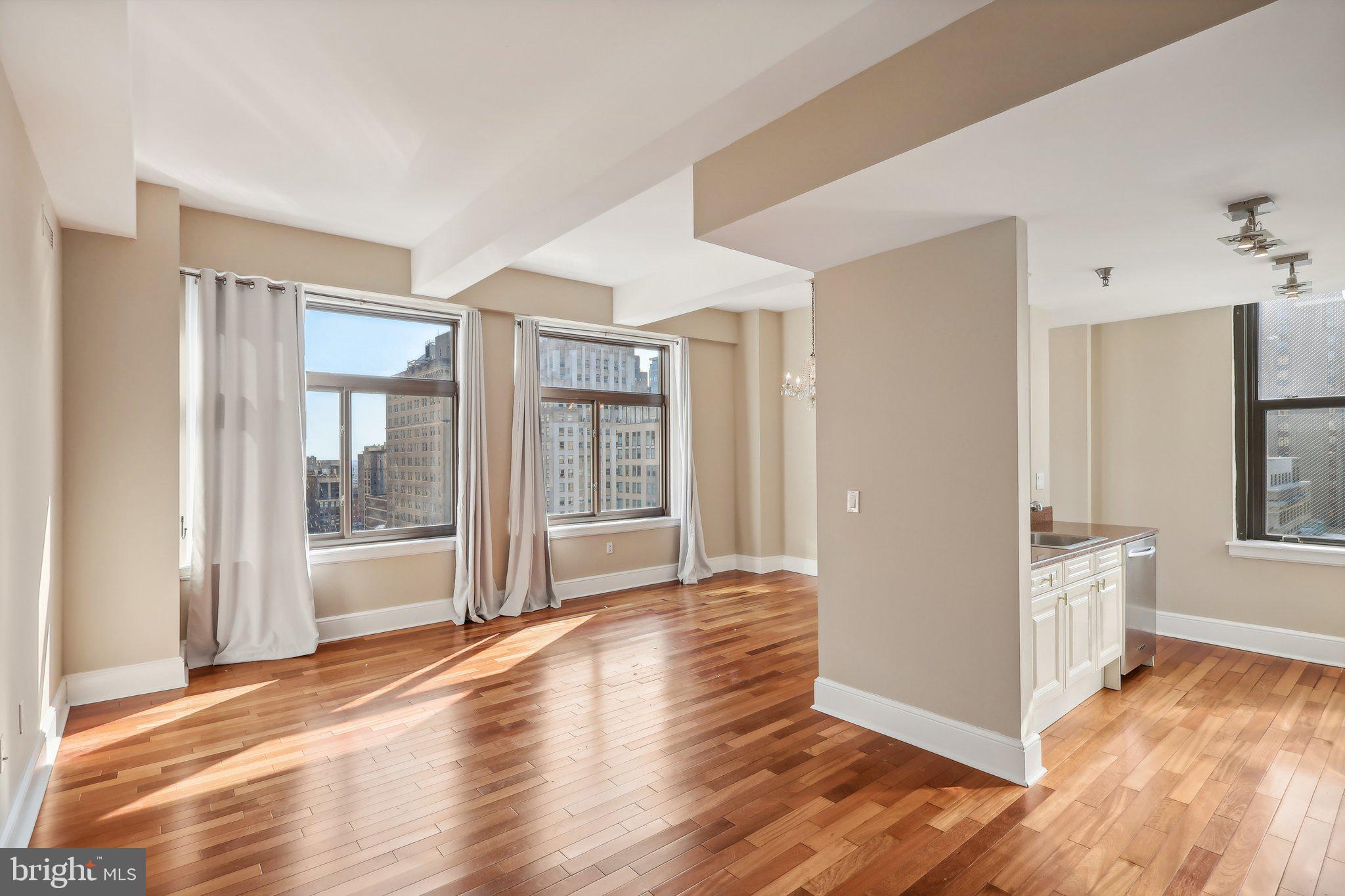 1500 Chestnut St #14a