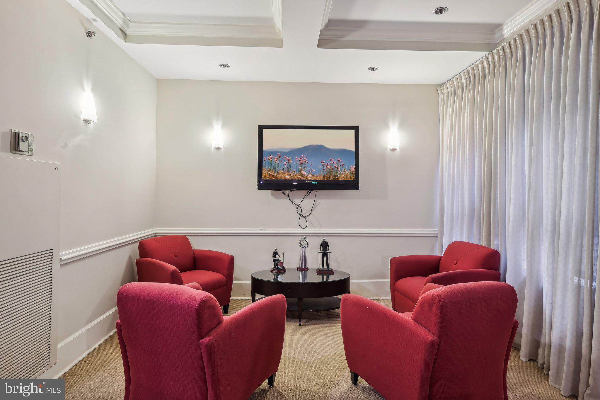 1500 Chestnut St #14a