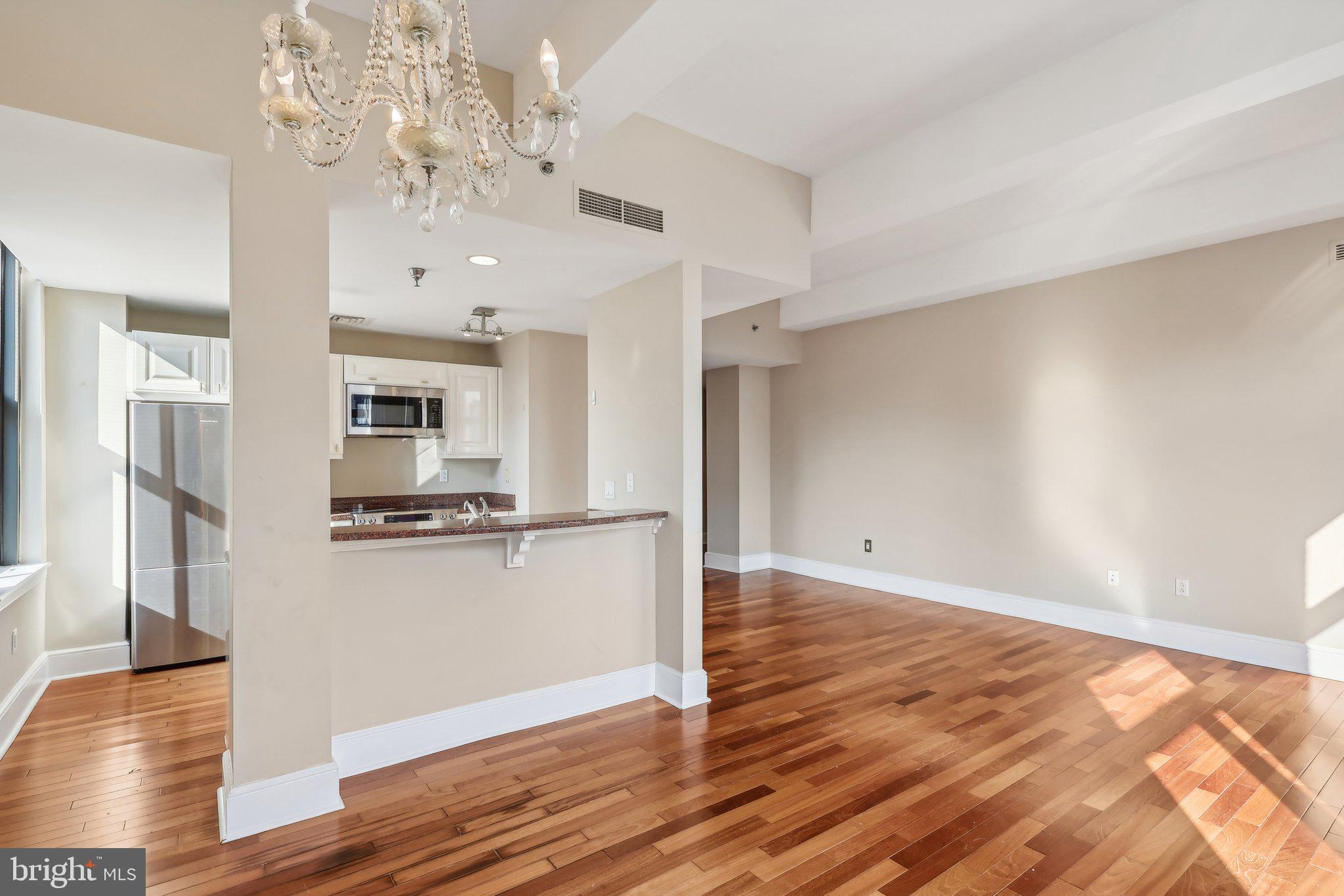 1500 Chestnut St #14a