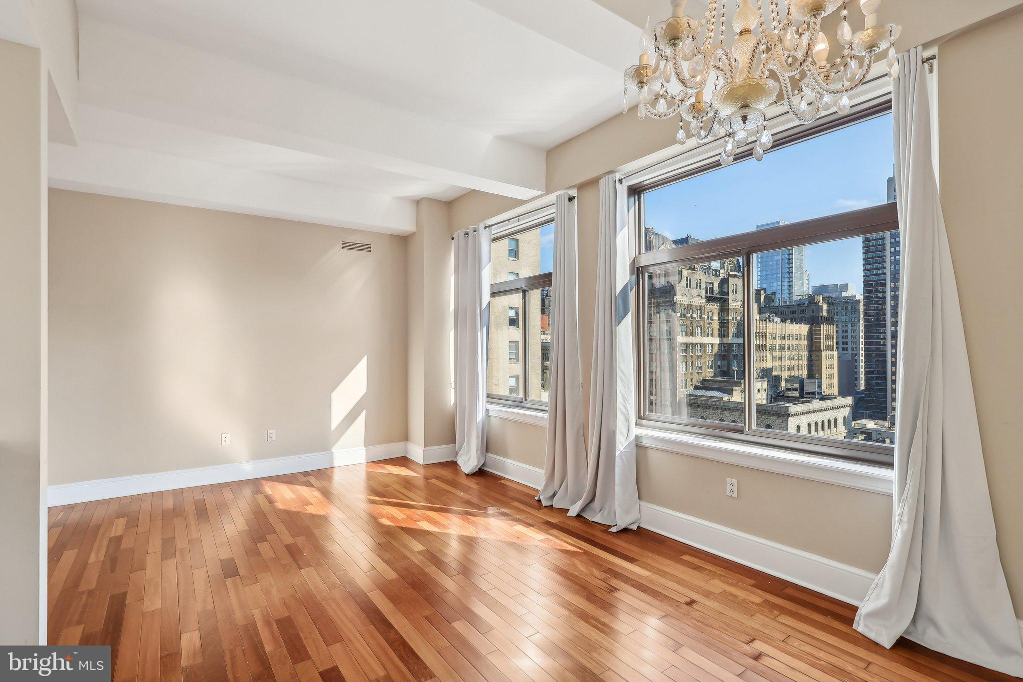 1500 Chestnut St #14a