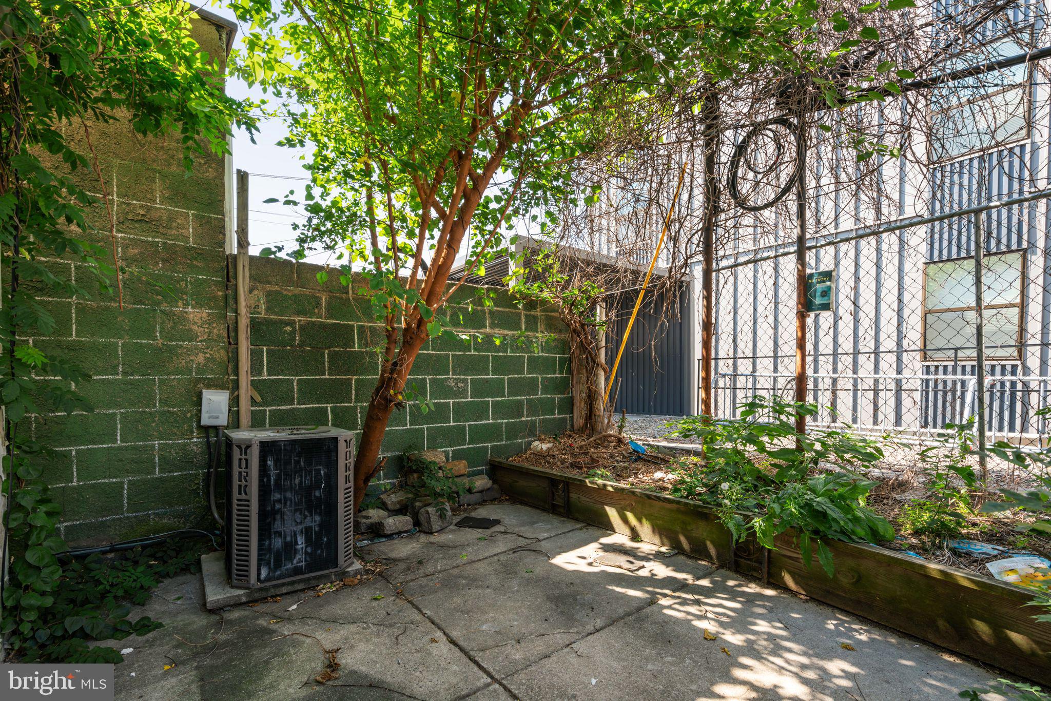 504 N 32nd St