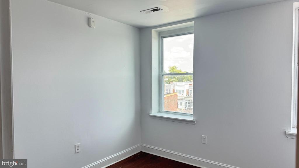 5913-17 CHESTNUT ST #2B