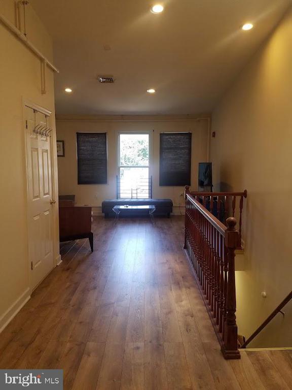 319 MARKET ST ##4