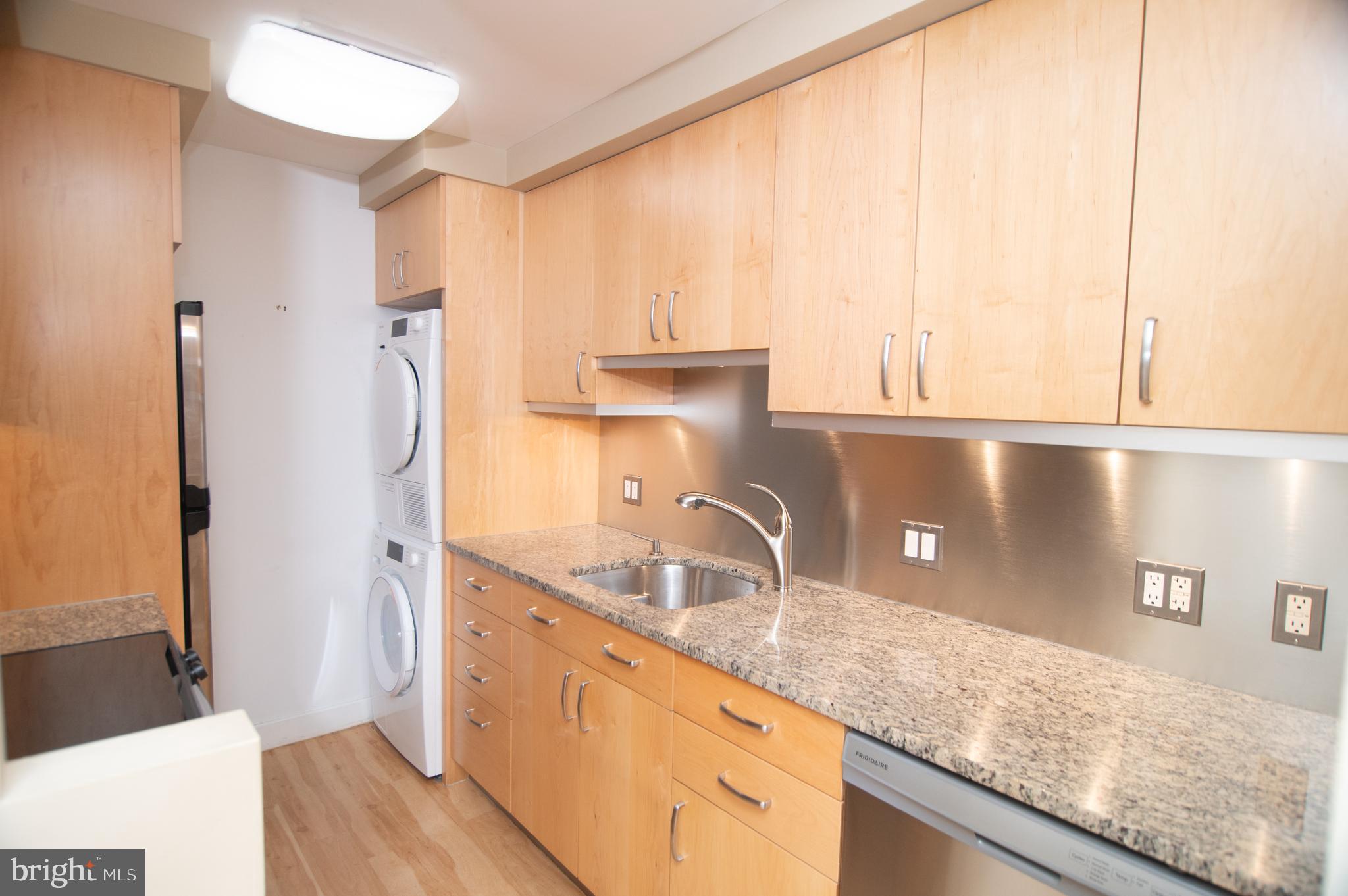 1901 John F Kennedy Blvd #803