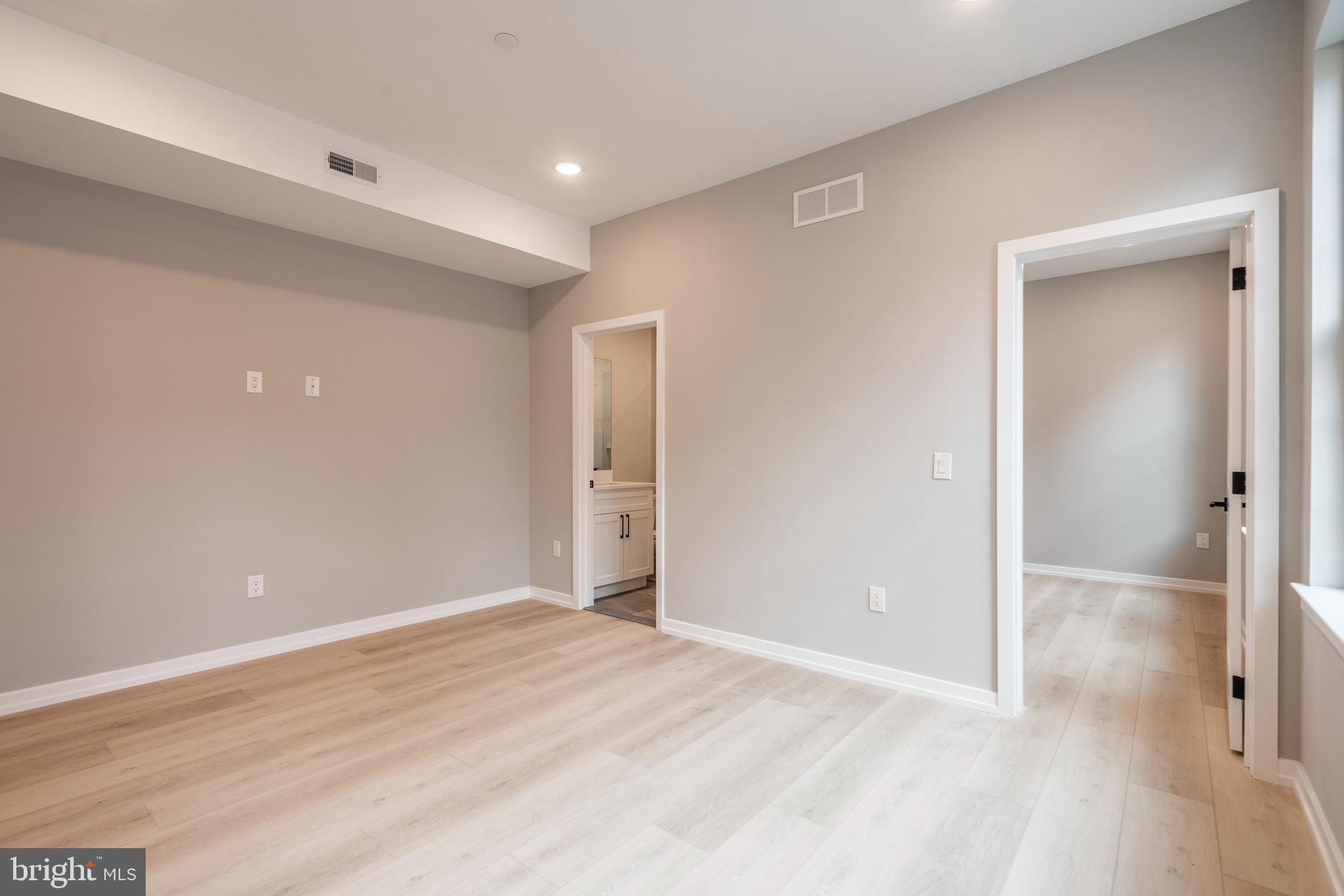713 S MILDRED ST #2B