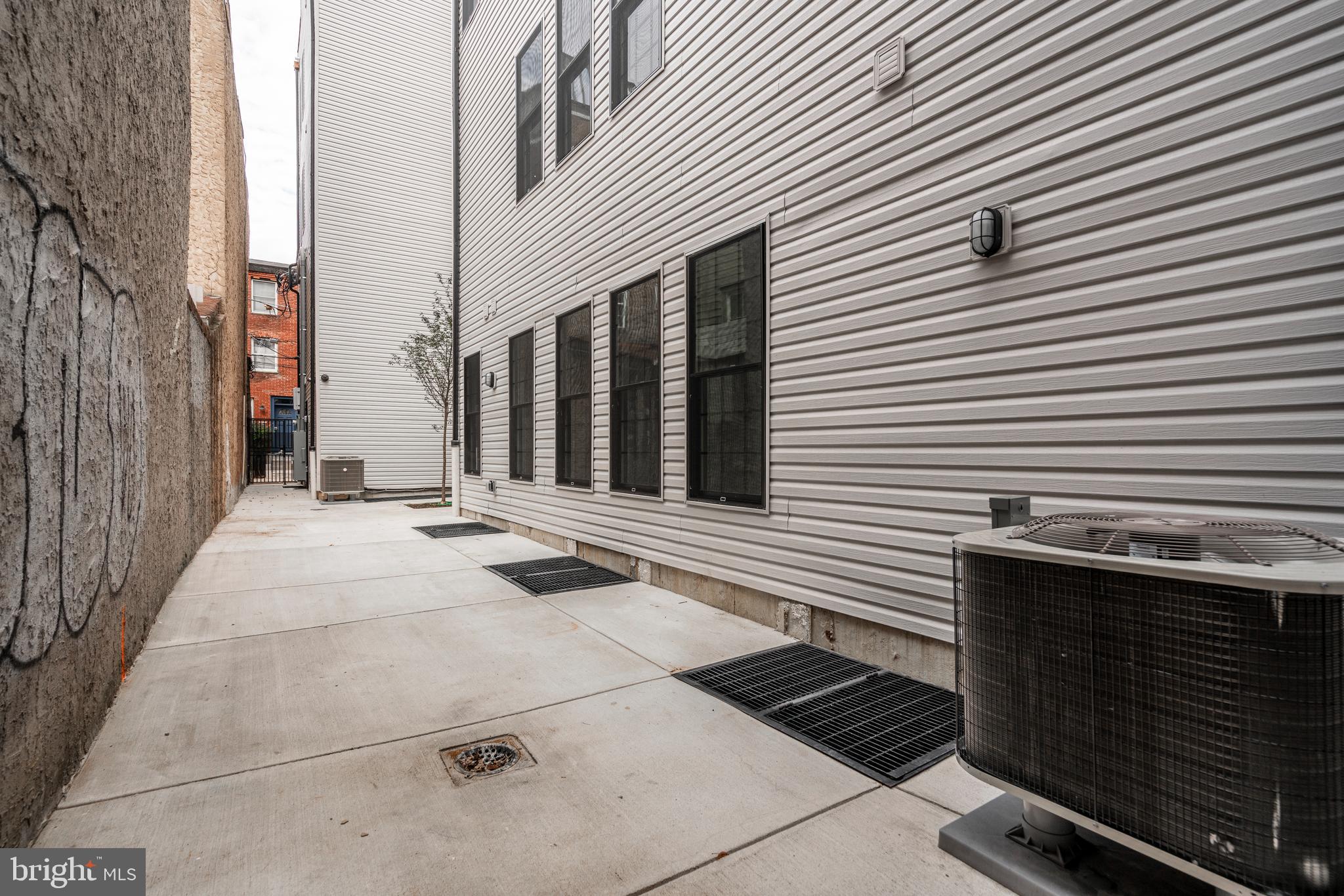 713 S MILDRED ST #2B