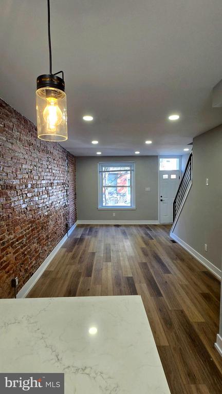 108 TREE ST