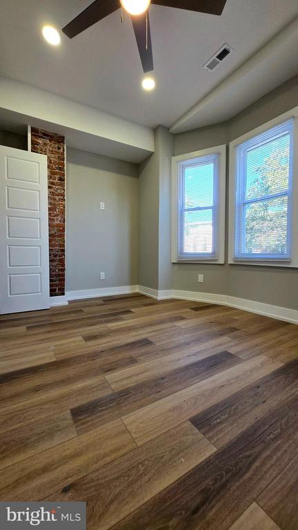 108 TREE ST