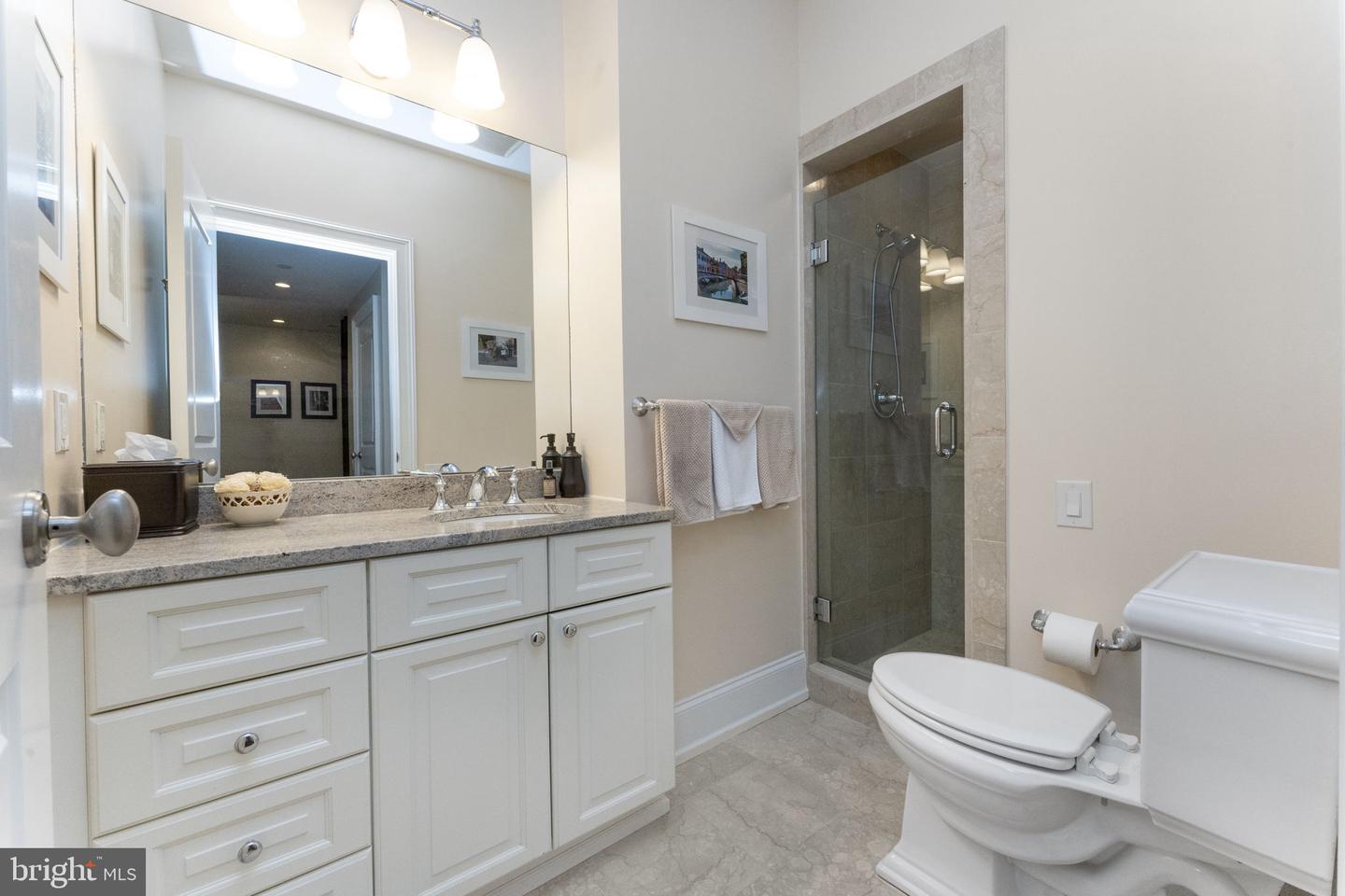 227-31 S 6th St #5ne