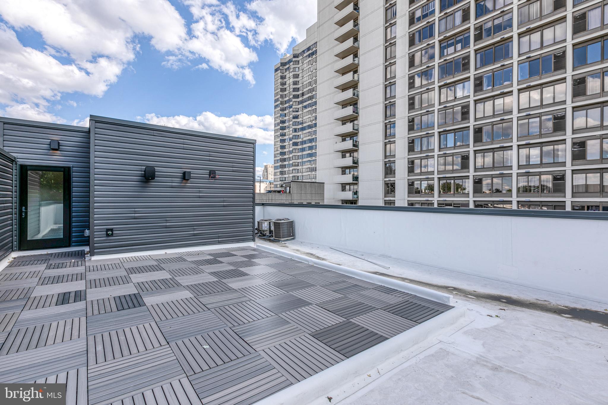 2026 SPRING GARDEN ST #3B