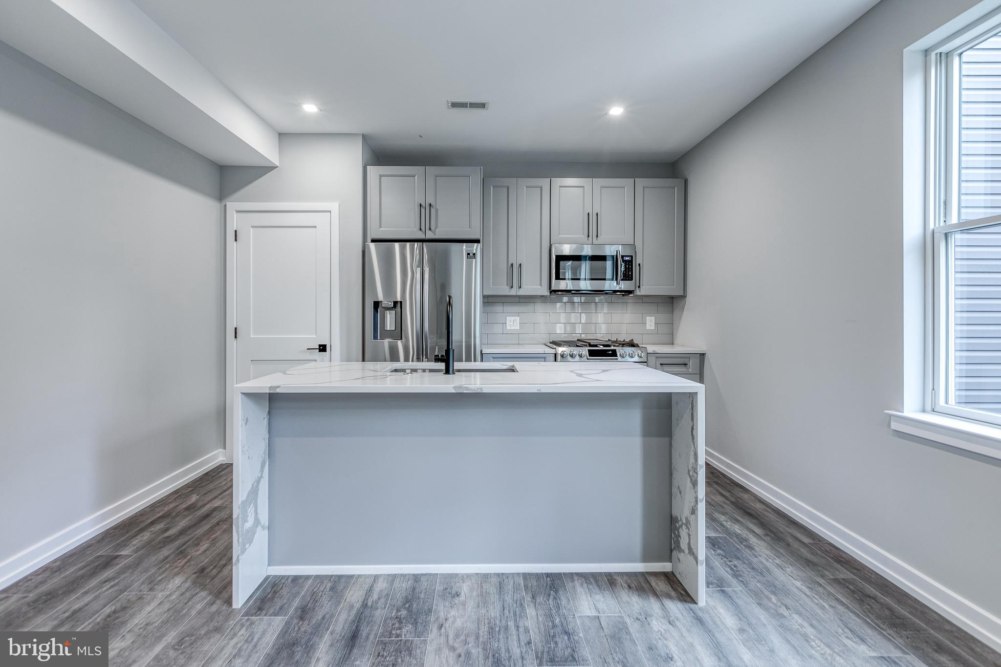 2026 SPRING GARDEN ST #3B