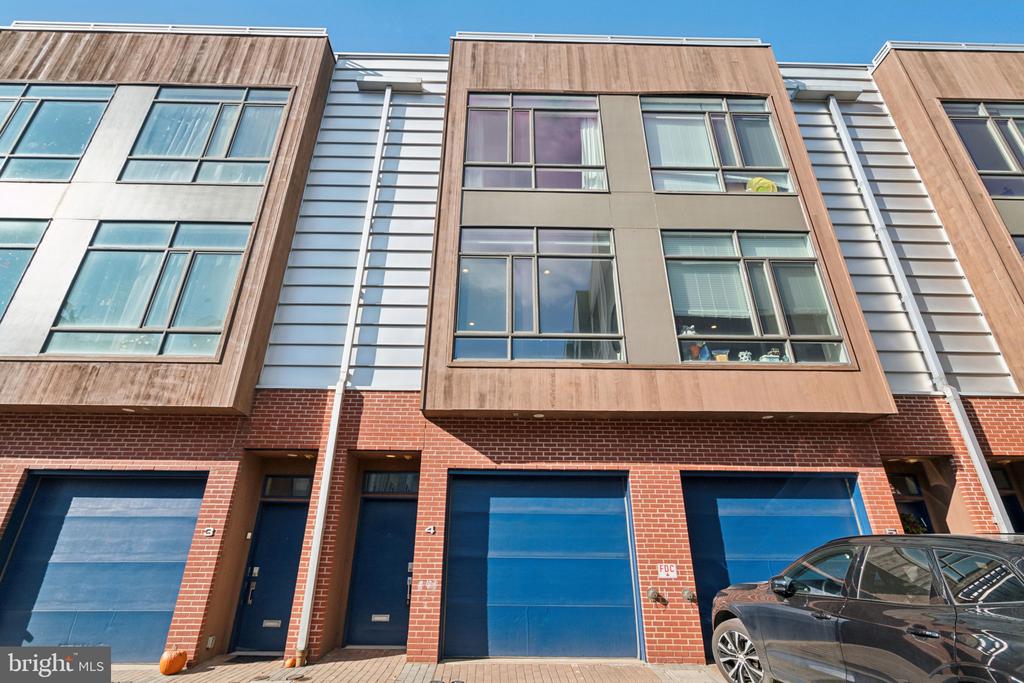333 Green St #4