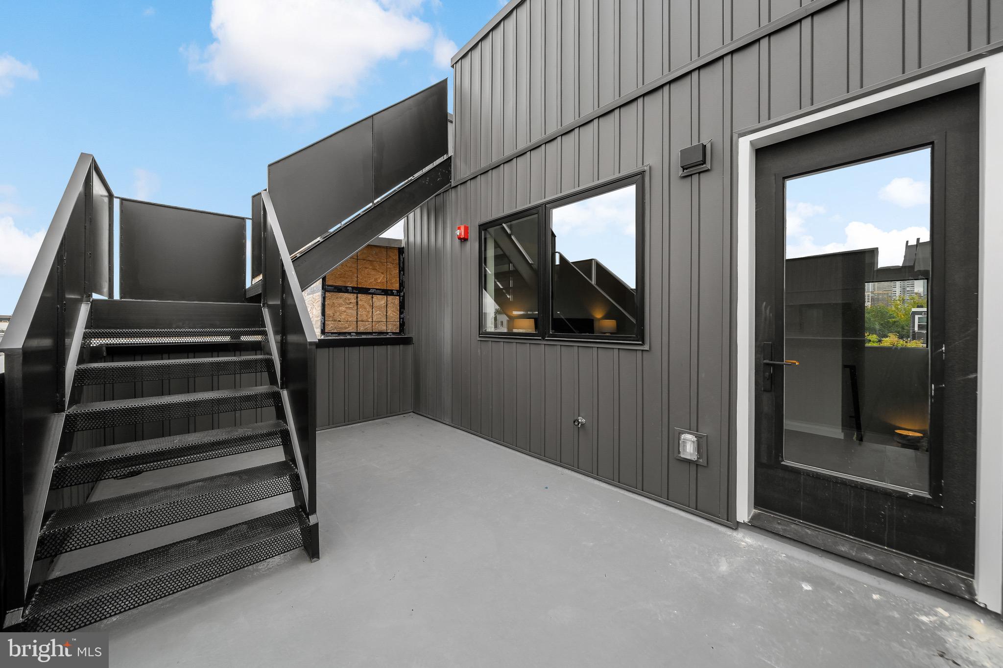 1712 Christian St #3