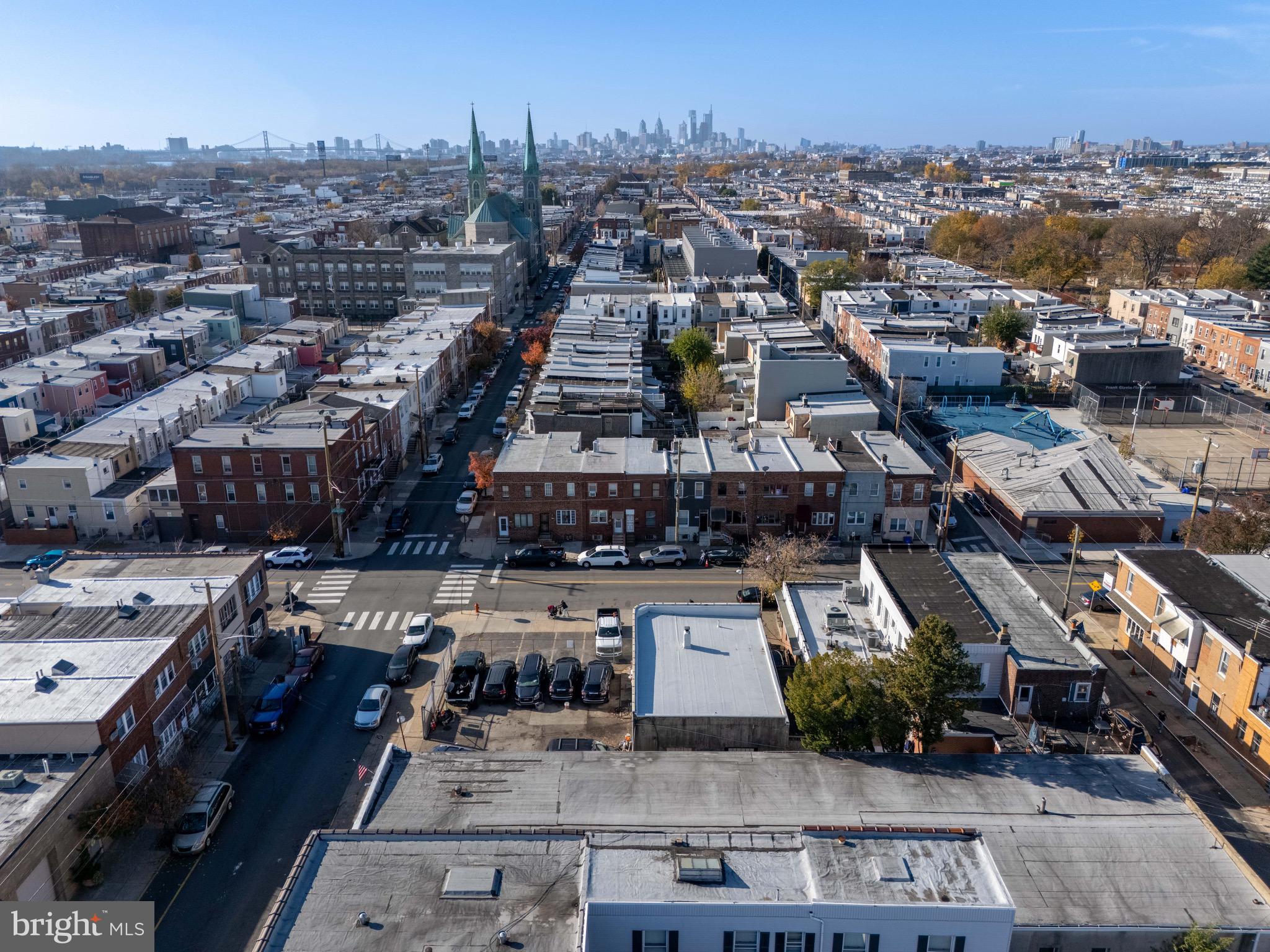 2627-31 E Westmoreland St