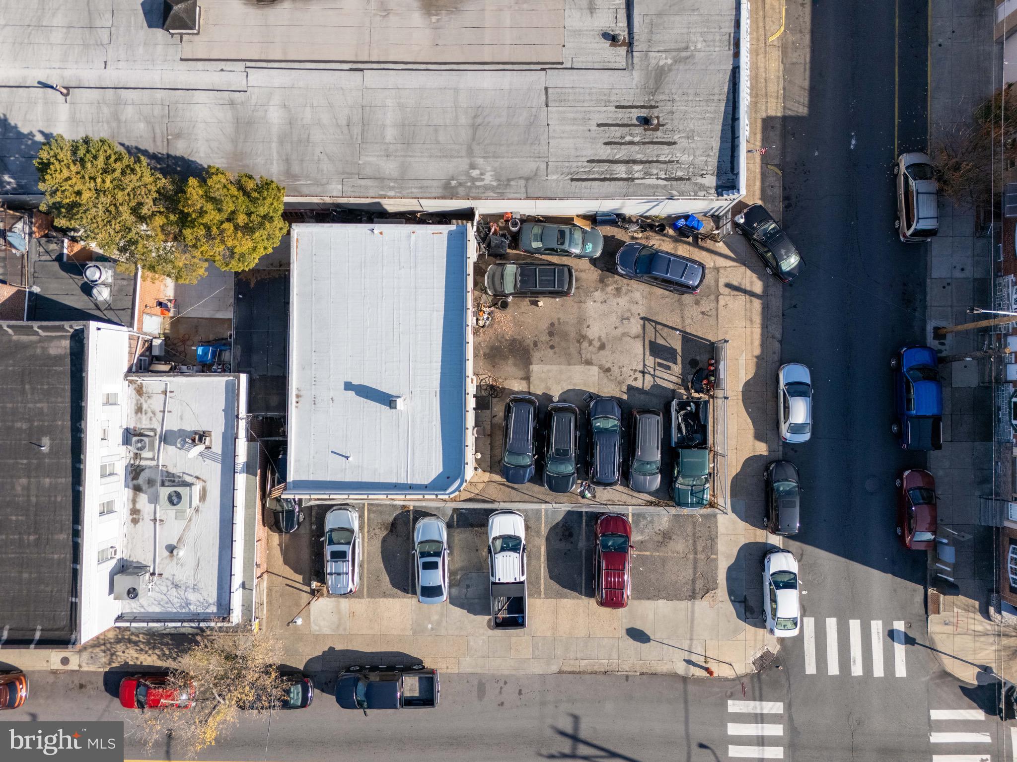 2627-31 E Westmoreland St