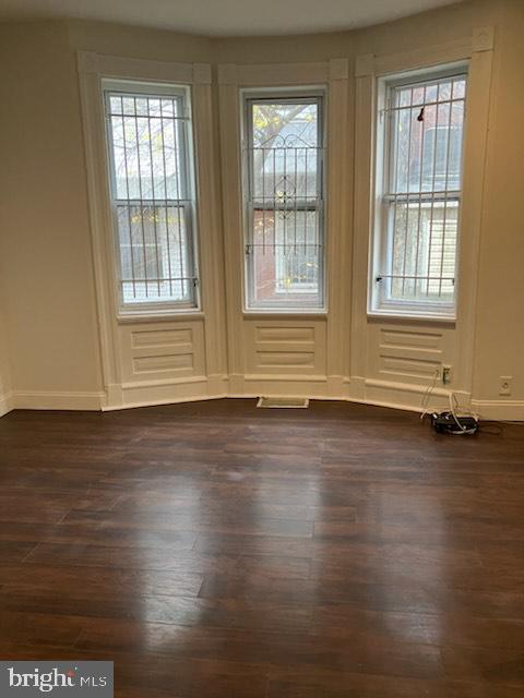 1127 S 48TH ST #1ST FLR