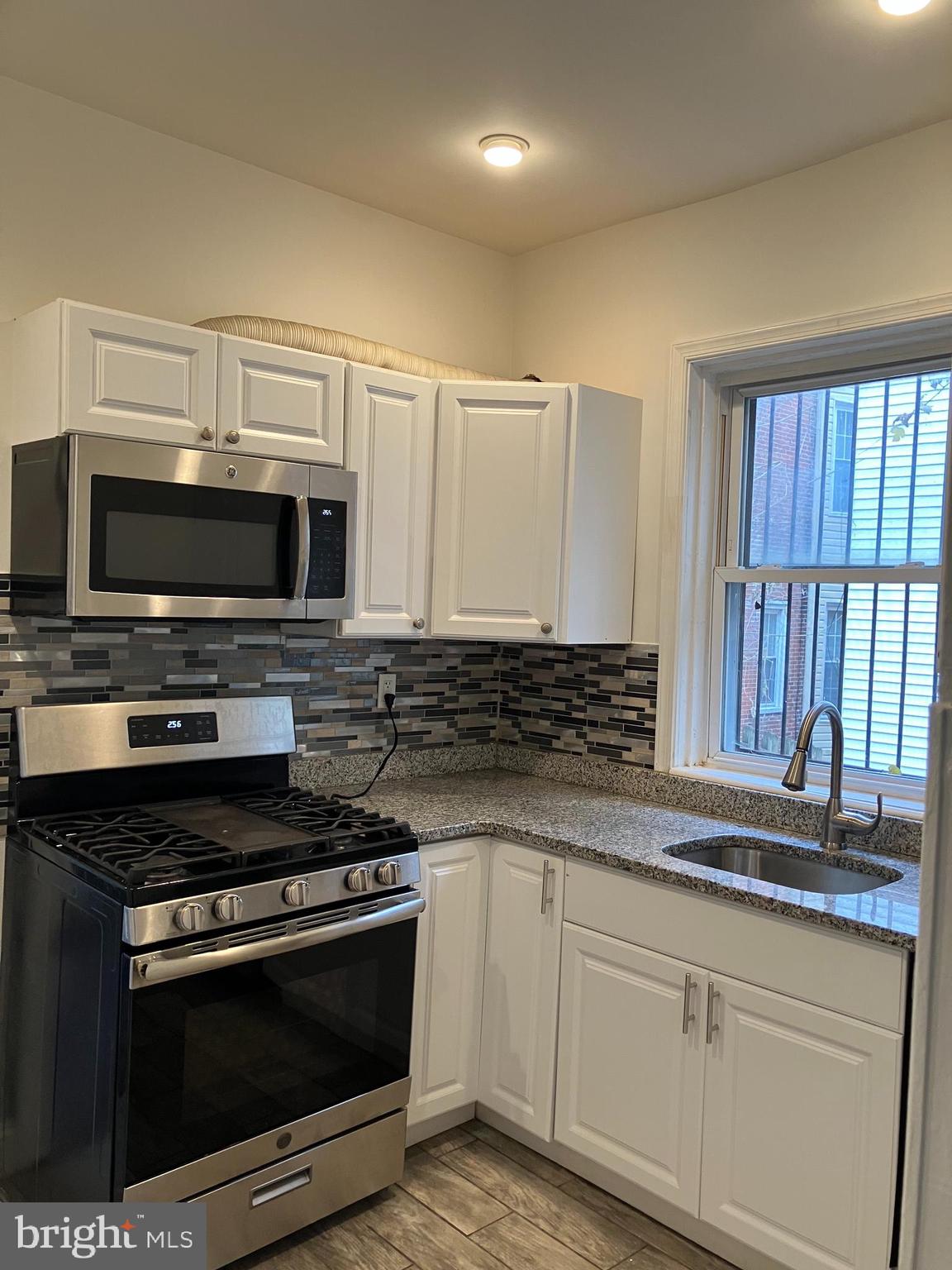 1127 S 48TH ST #1ST FLR