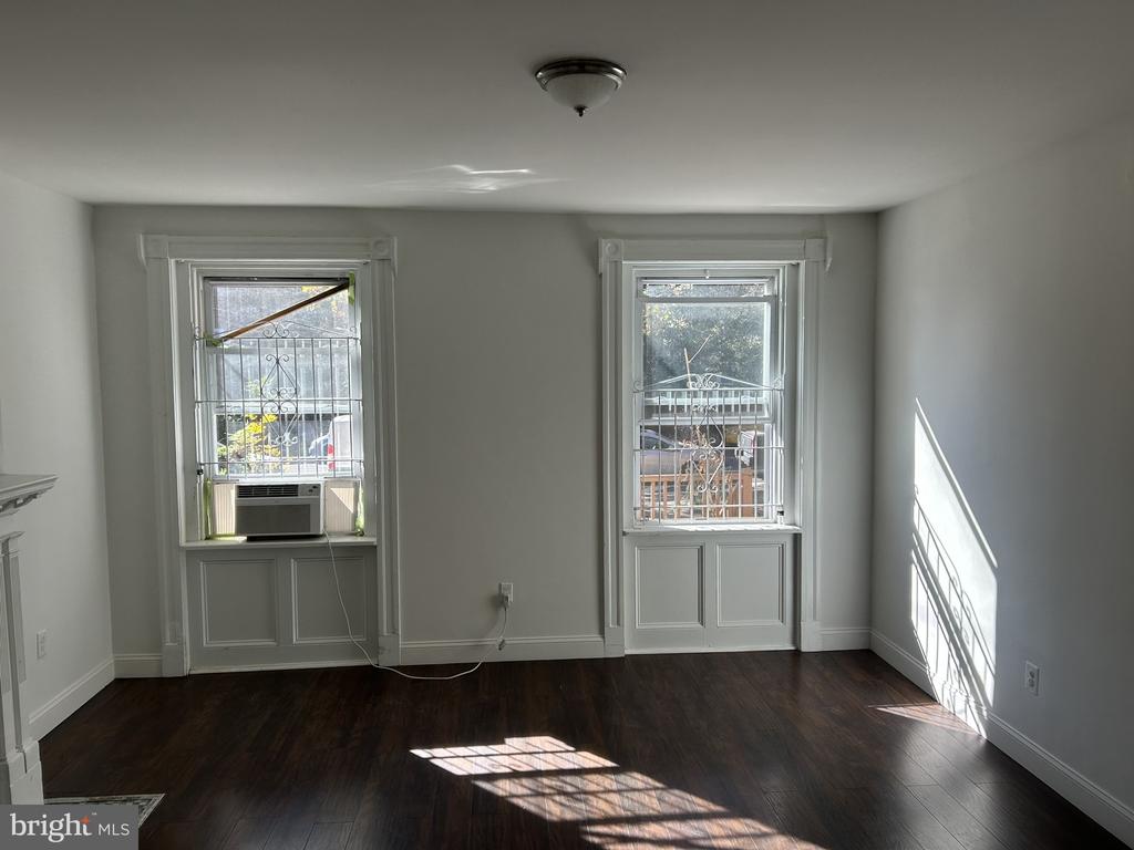 1127 S 48TH ST #1ST FLR