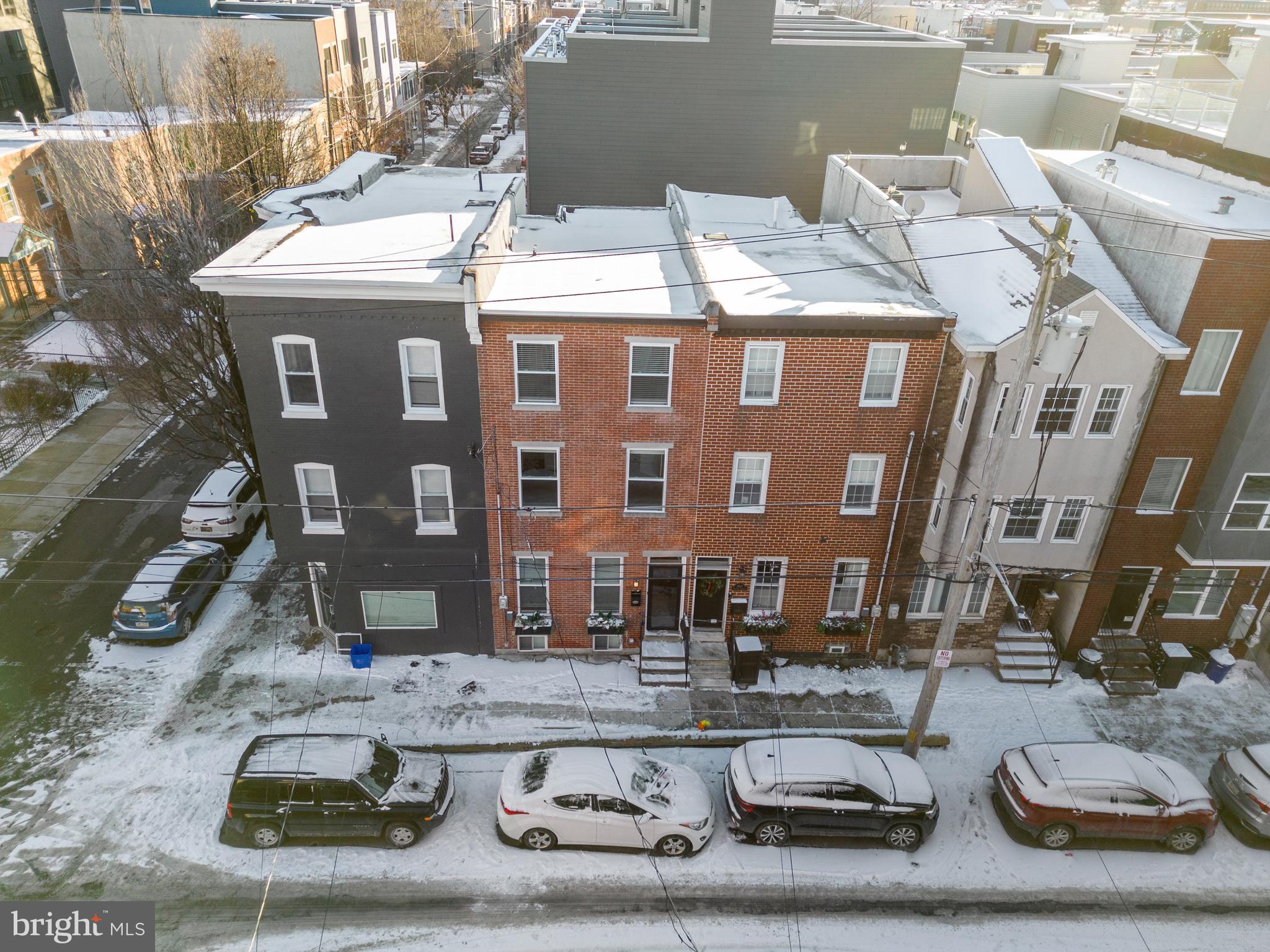 1922 Parrish St