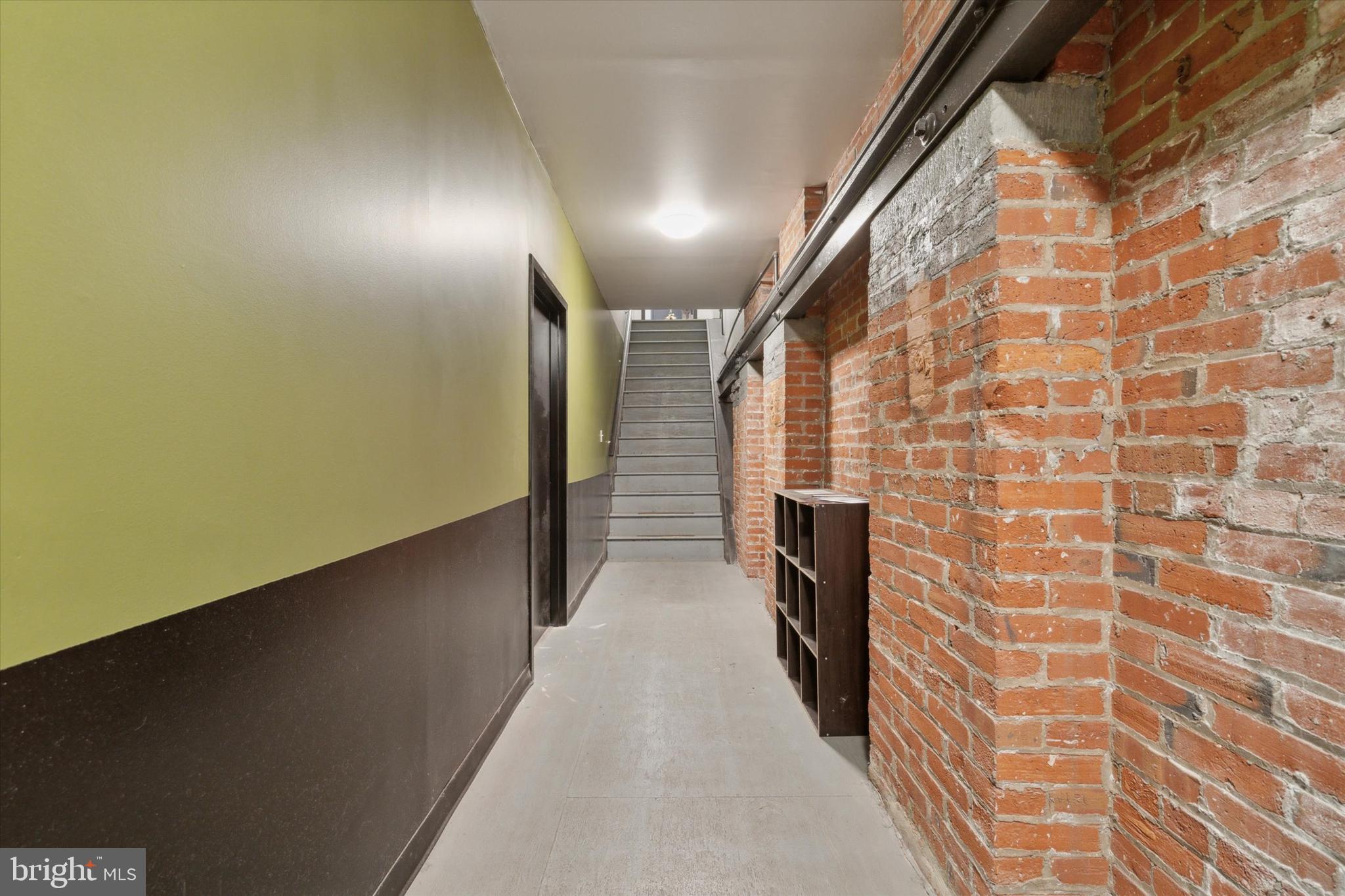 1022 BUTTONWOOD #3M