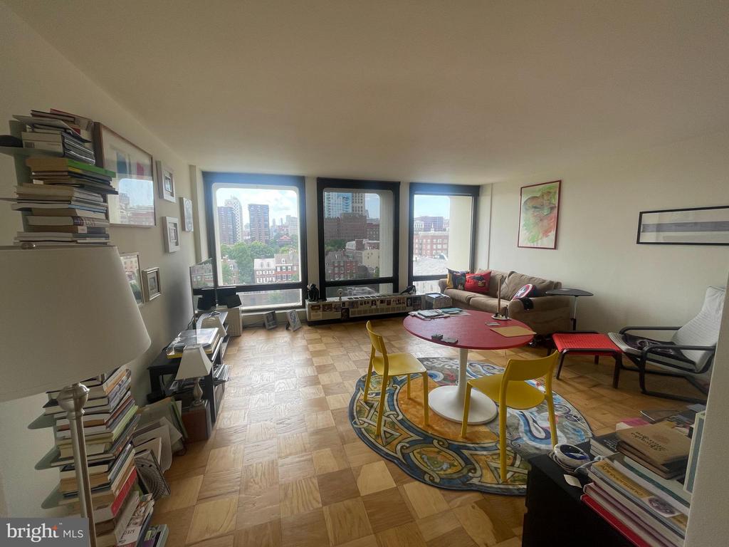 210 LOCUST ST #9F