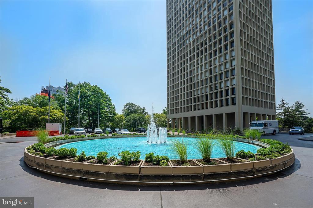 210 LOCUST ST #9F