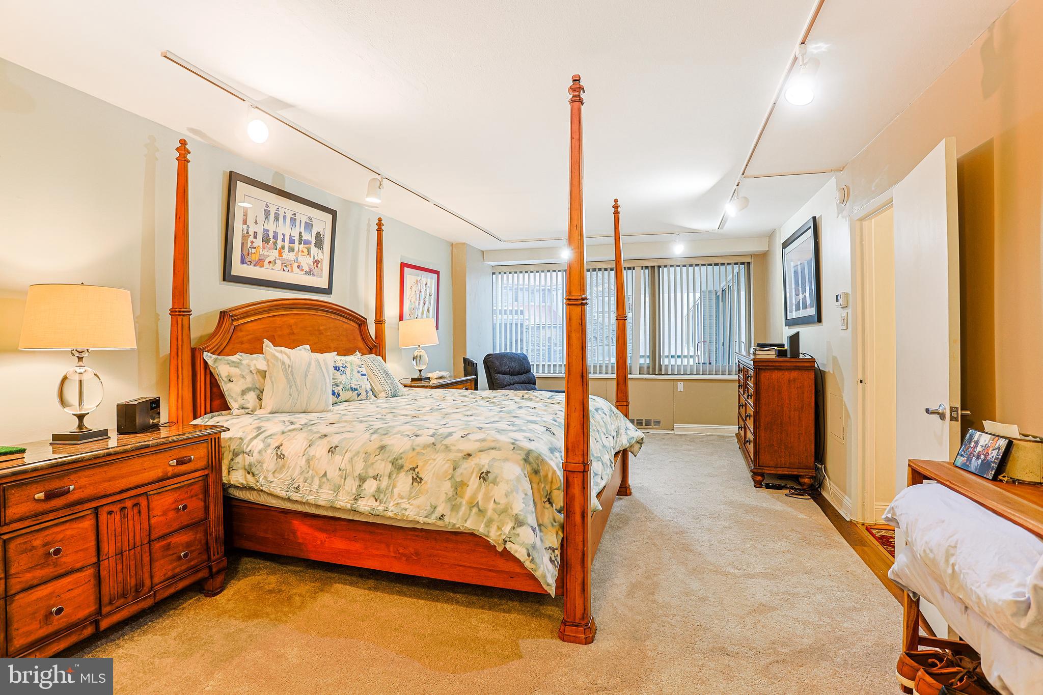 2401 PENNSYLVANIA AVE #4B31