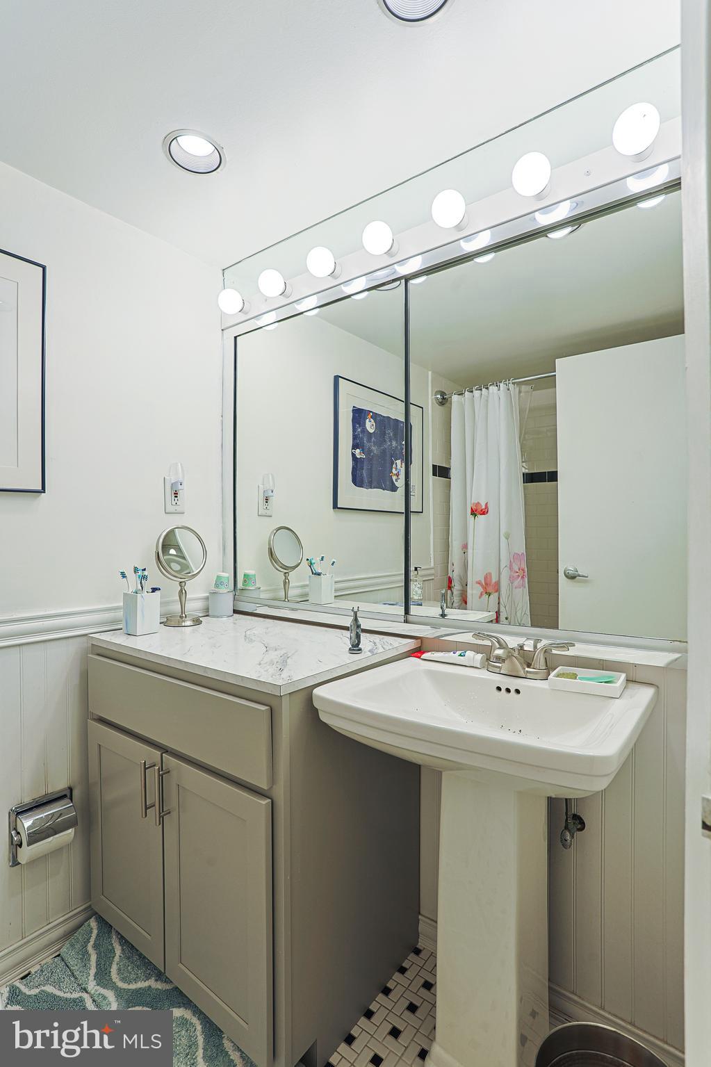 2401 PENNSYLVANIA AVE #4B31