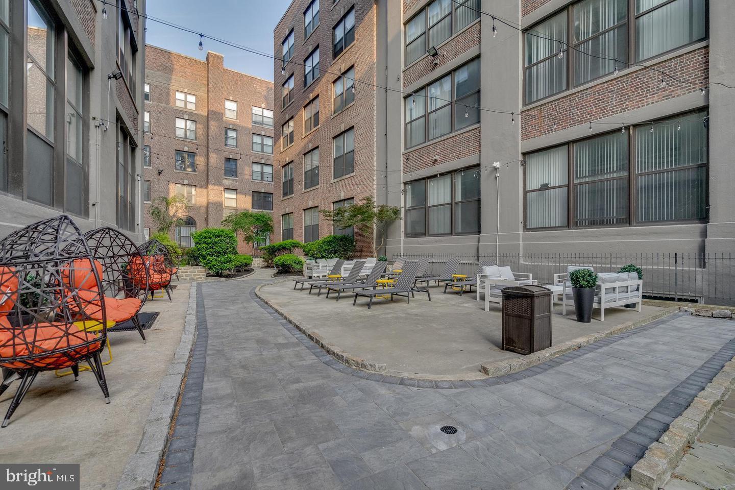 1100 S BROAD ST #402B