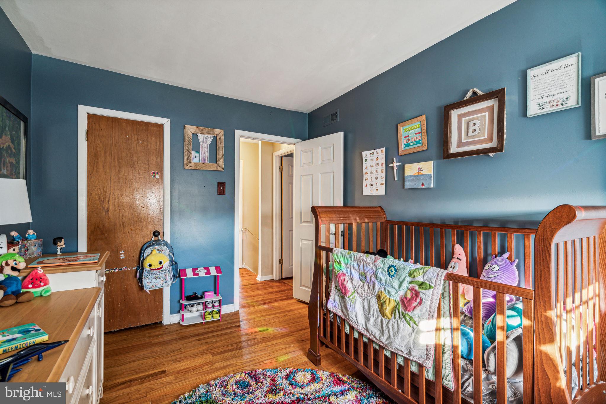 10111 N Canterbury Rd