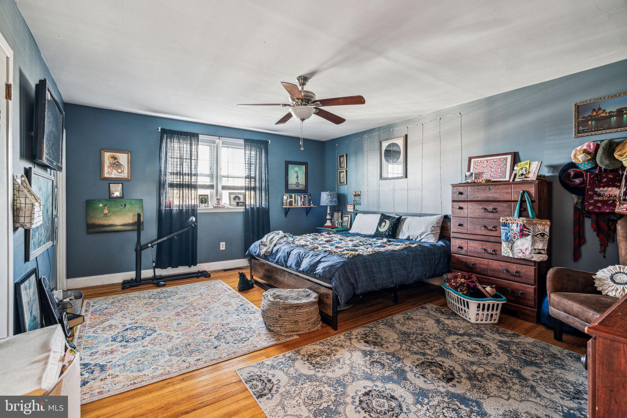 10111 N Canterbury Rd