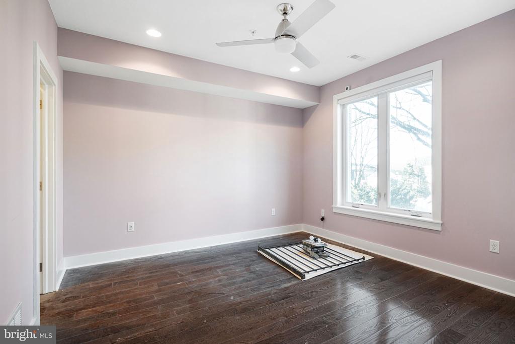 269 RIPKA ST
