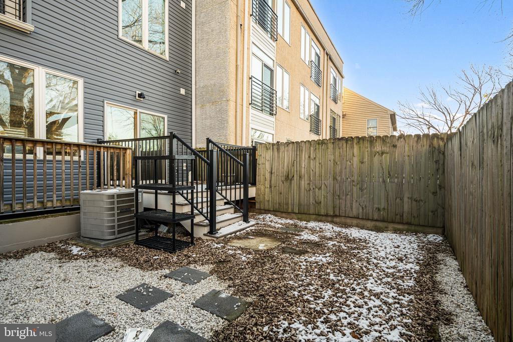 269 RIPKA ST