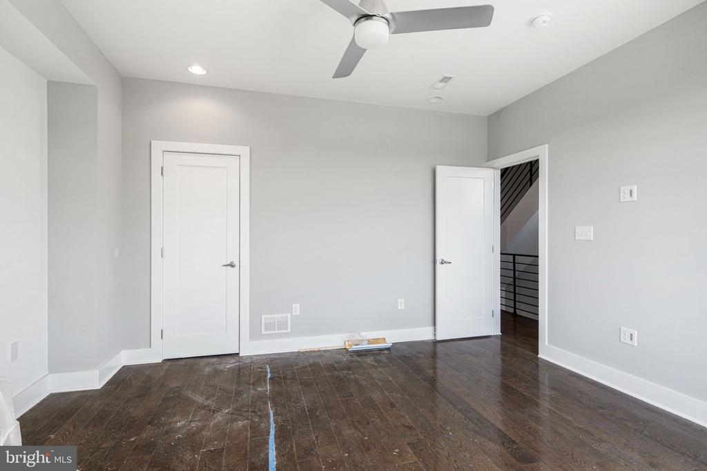 269 RIPKA ST