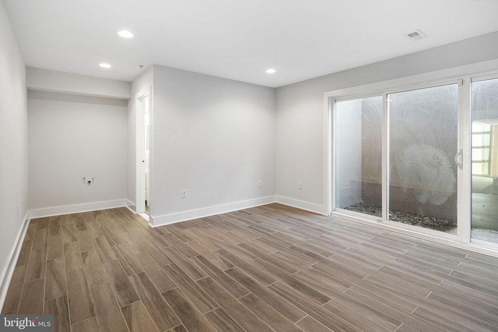 269 RIPKA ST