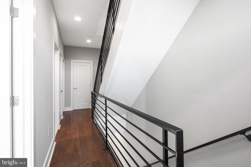 269 RIPKA ST
