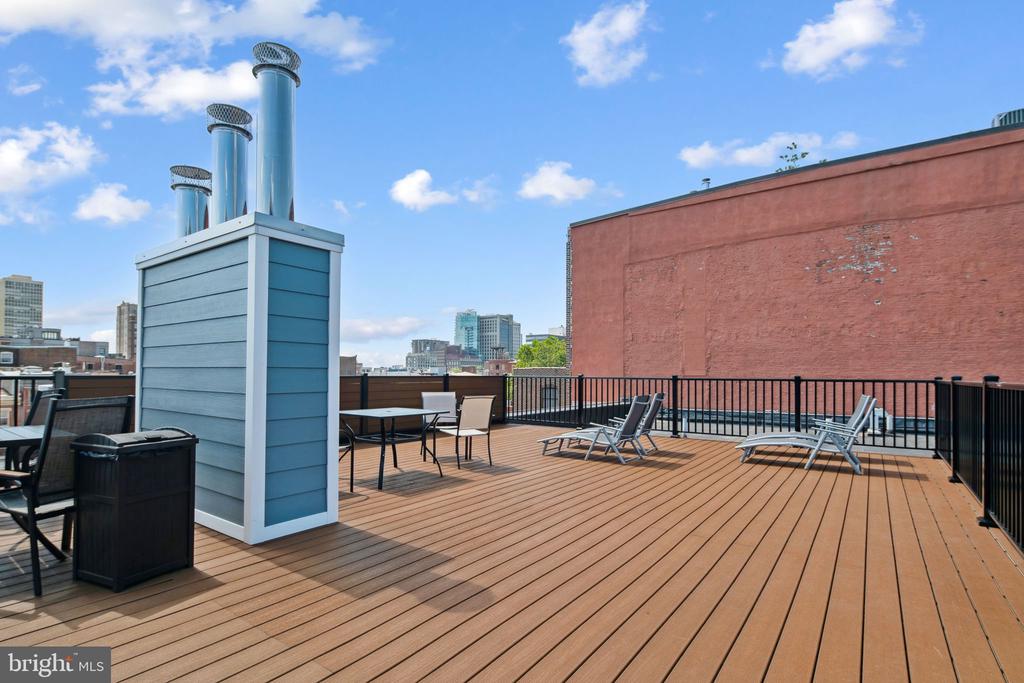 102-22 CHURCH ST #406
