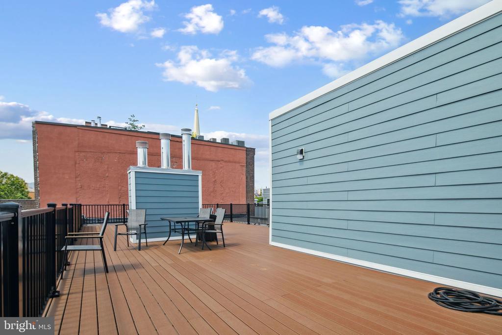 102-22 CHURCH ST #406