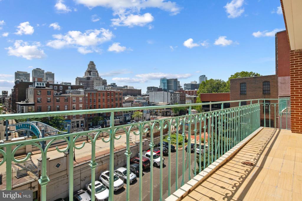 102-22 CHURCH ST #406
