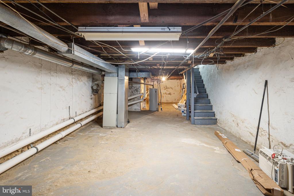 4085 MANAYUNK AVE
