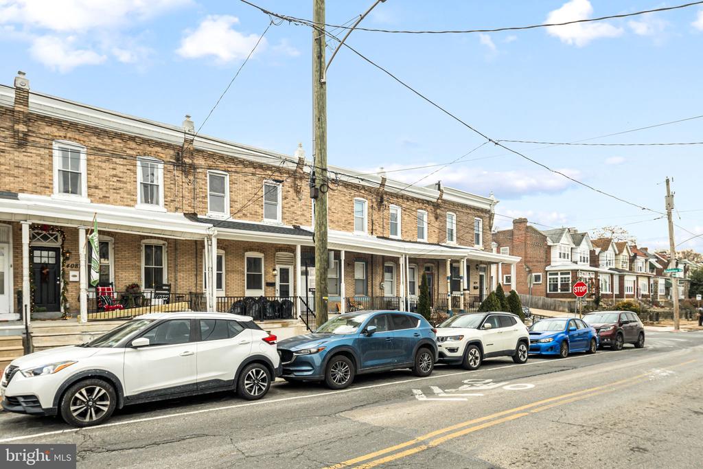 4085 MANAYUNK AVE
