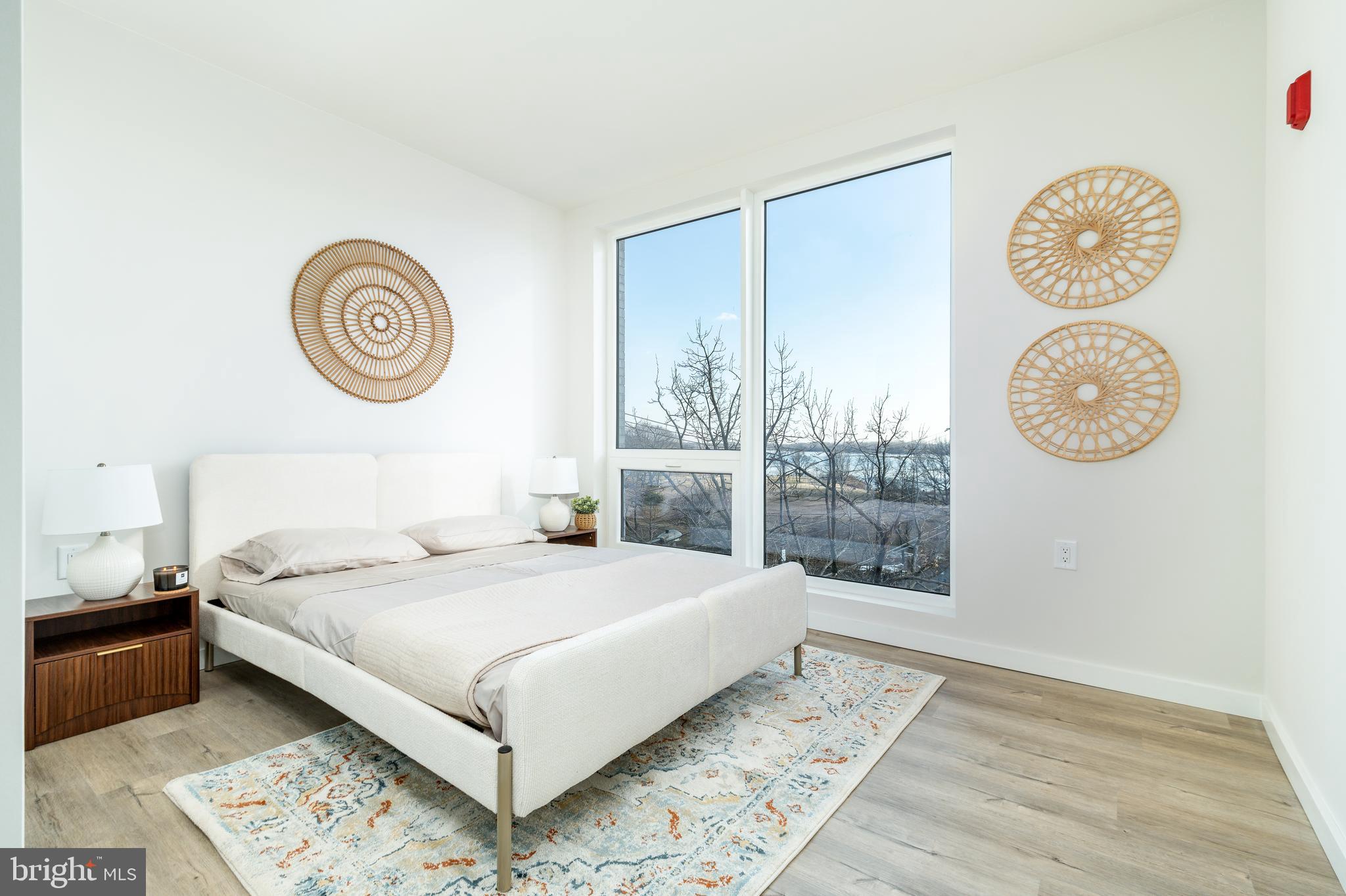 1130 N DELAWARE AVE #302