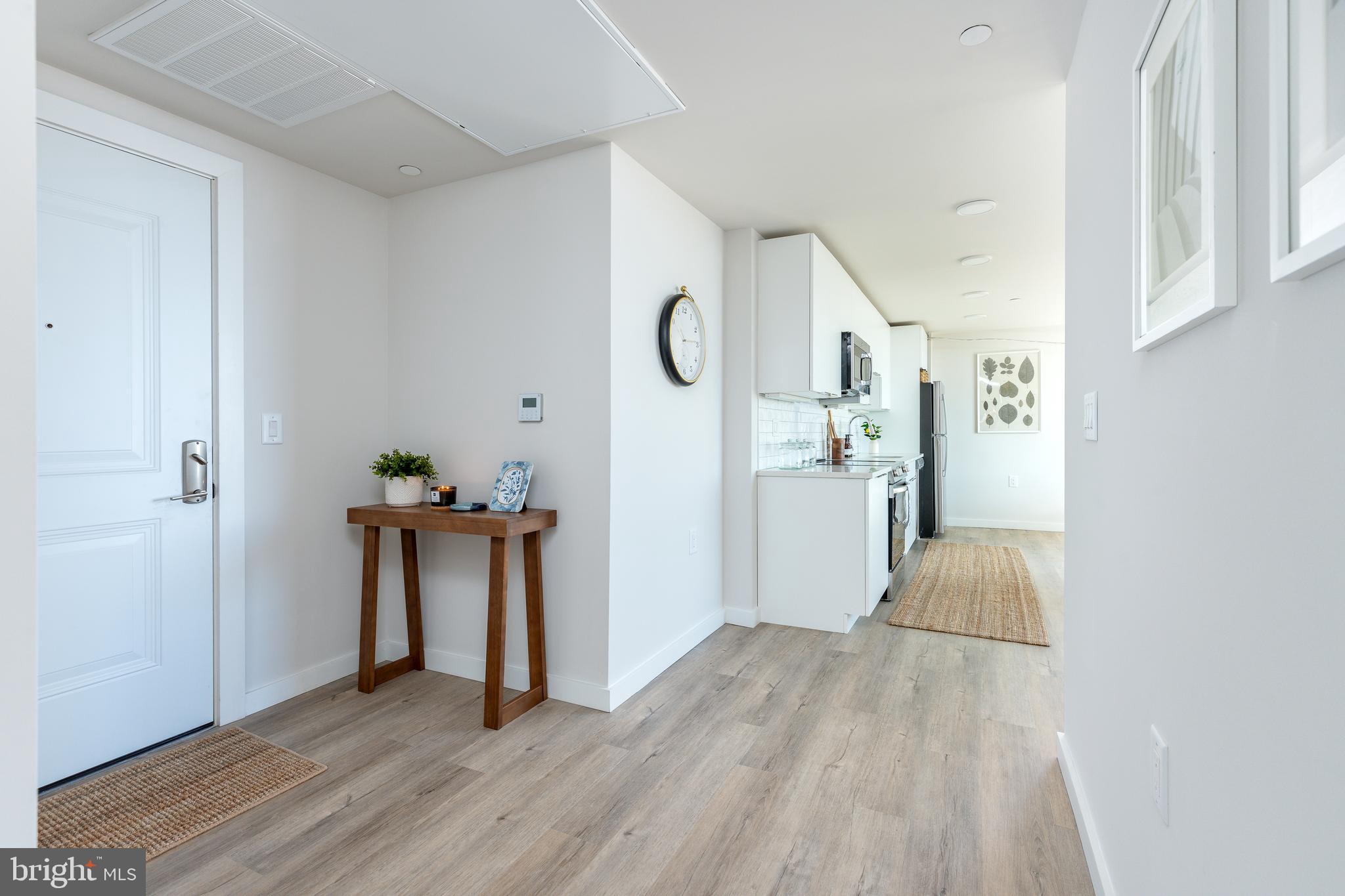 1130 N DELAWARE AVE #302