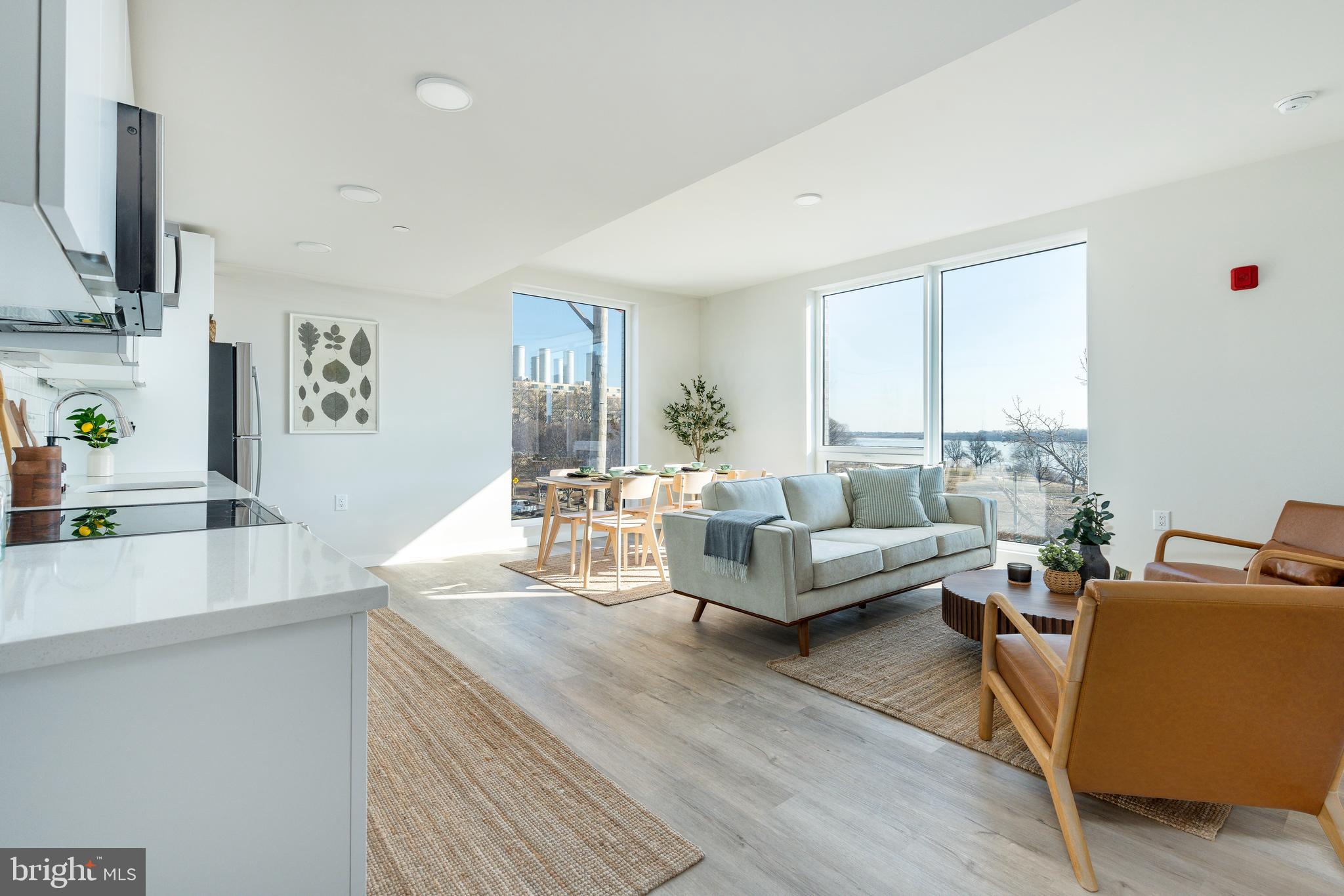 1130 N DELAWARE AVE #302