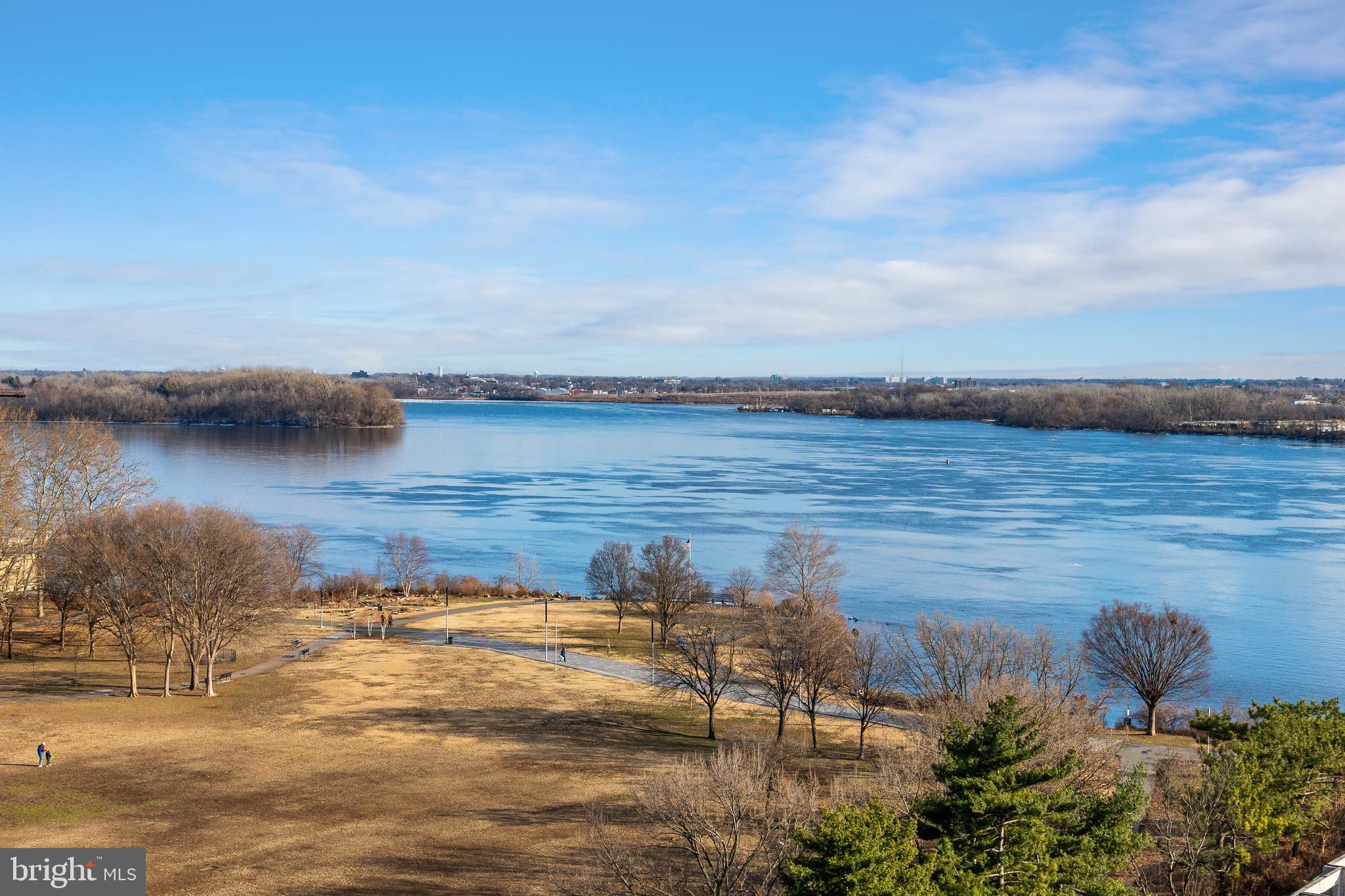 1130 N DELAWARE AVE #302