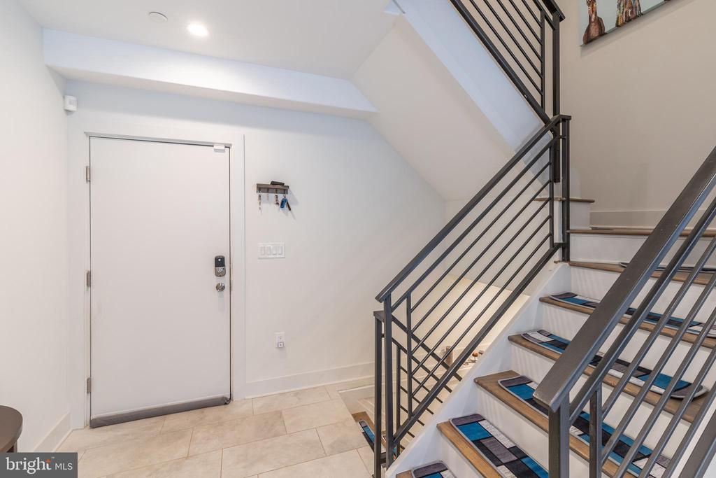 1224 N 26TH #B1