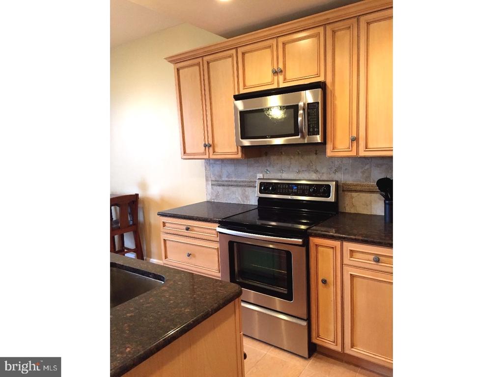1601 SPRING GARDEN ST #409