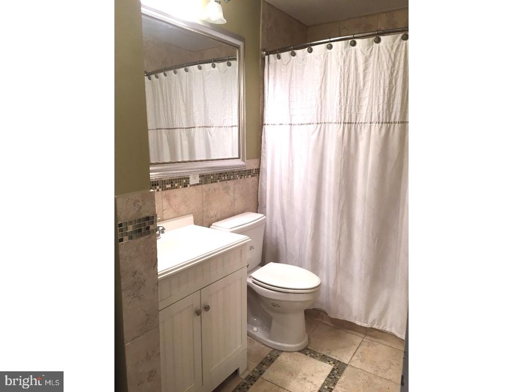 1601 SPRING GARDEN ST #409